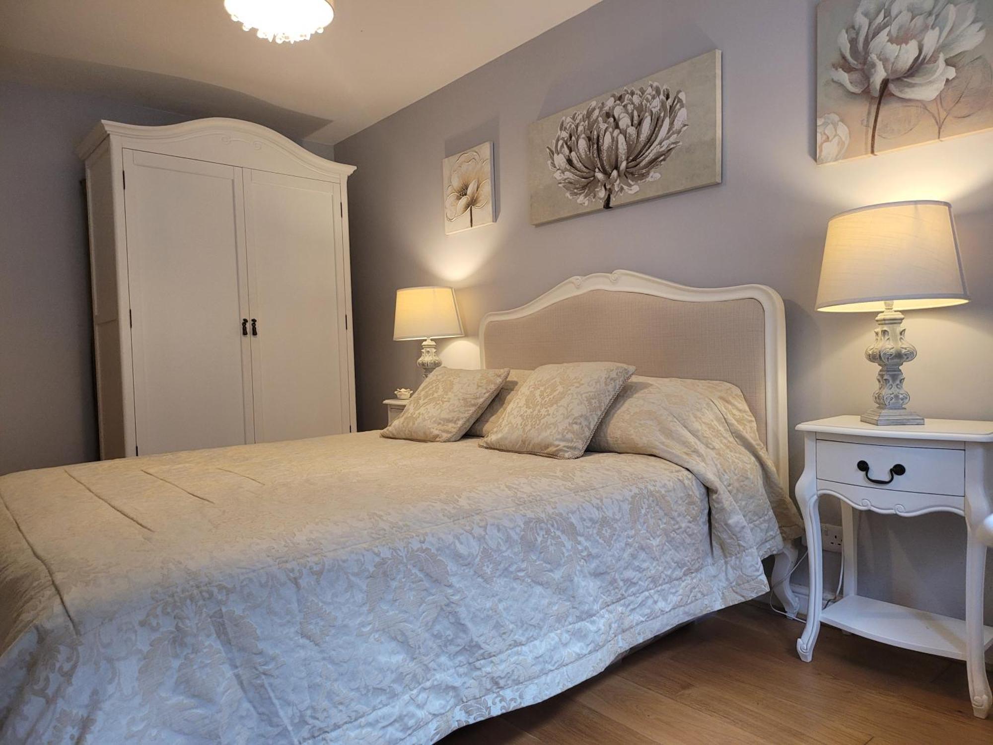Three Bedroom Apartment By Beautiful Park Лондон Экстерьер фото